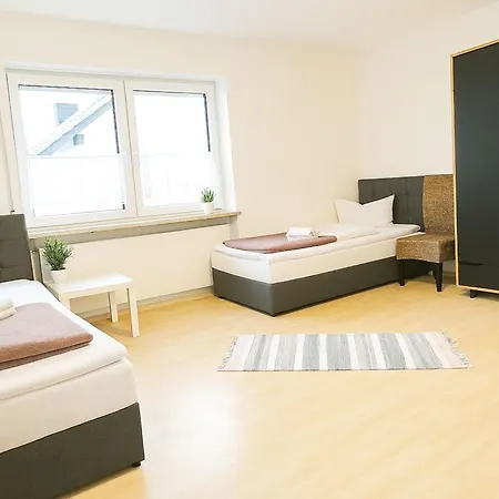 아파트 Sunnyhome Monteurwohnungen Und In