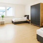 Sunnyhome Monteurwohnungen Und In *